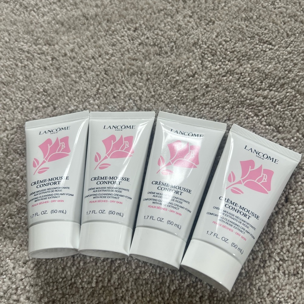 Lancôme Creme-Mousse Confort cleanser ( Reserved)